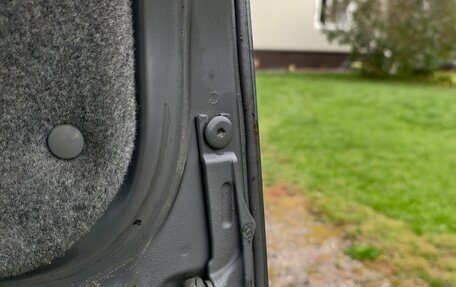 BMW 3 серия, 2001 год, 400 000 рублей, 17 фотография