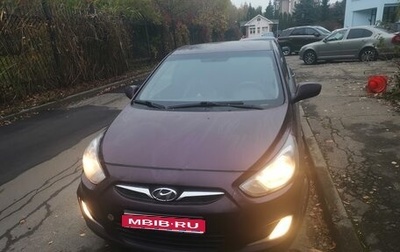Hyundai Solaris II рестайлинг, 2013 год, 770 000 рублей, 1 фотография