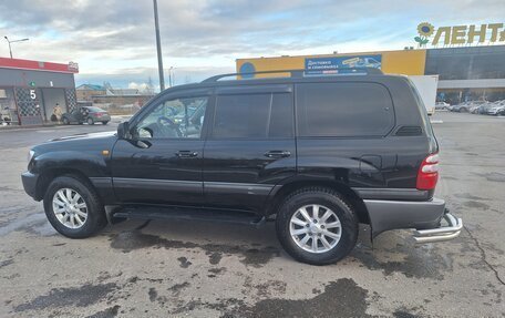 Toyota Land Cruiser 100 рестайлинг 2, 2004 год, 2 390 000 рублей, 5 фотография