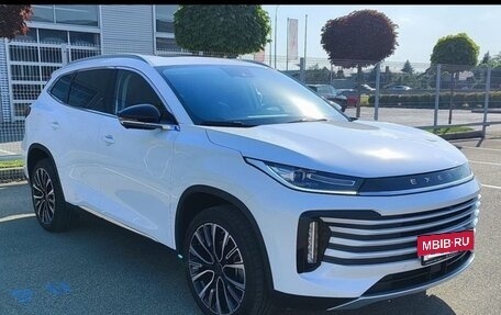CheryExeed TXL, 2023 год, 2 350 000 рублей, 3 фотография