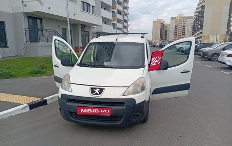 Peugeot Partner II рестайлинг 2, 2012 год, 520 000 рублей, 2 фотография