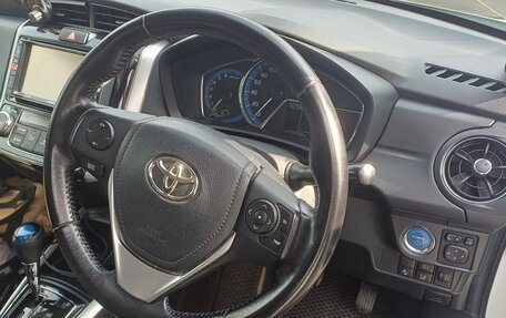 Toyota Corolla, 2015 год, 1 075 000 рублей, 8 фотография