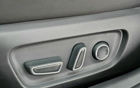 Toyota Camry, 2025 год, 4 899 000 рублей, 19 фотография