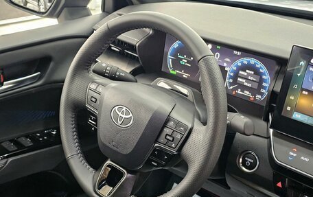 Toyota Camry, 2025 год, 4 899 000 рублей, 29 фотография