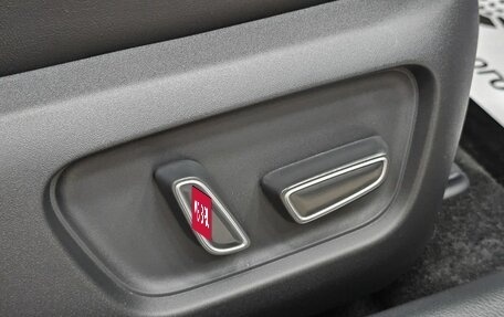 Toyota Camry, 2025 год, 4 899 000 рублей, 25 фотография