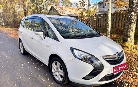 Opel Zafira C рестайлинг, 2012 год, 980 000 рублей, 2 фотография