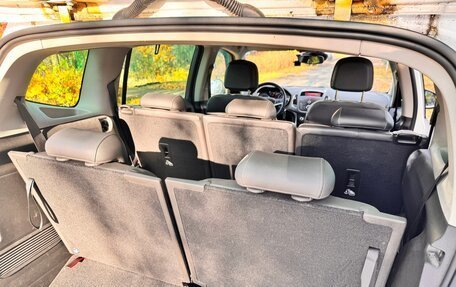 Opel Zafira C рестайлинг, 2012 год, 980 000 рублей, 11 фотография