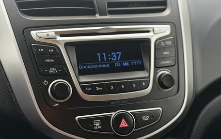 Hyundai Solaris II рестайлинг, 2014 год, 835 000 рублей, 12 фотография