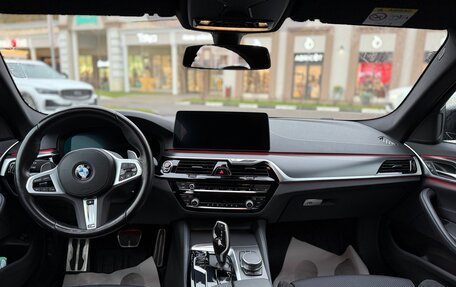 BMW 5 серия, 2021 год, 5 450 000 рублей, 17 фотография