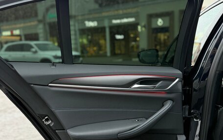 BMW 5 серия, 2021 год, 5 450 000 рублей, 24 фотография