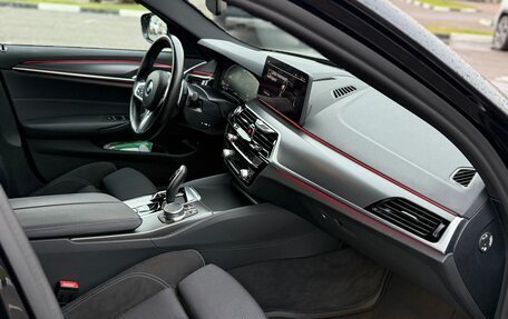 BMW 5 серия, 2021 год, 5 450 000 рублей, 19 фотография