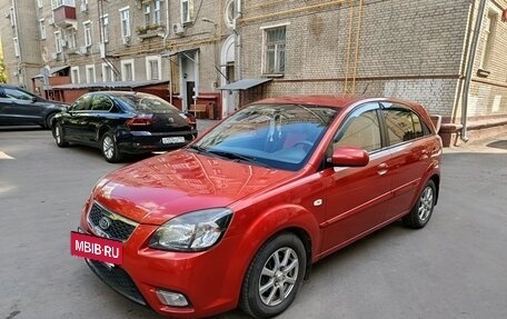 KIA Rio II, 2011 год, 820 000 рублей, 2 фотография