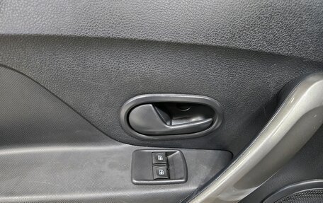 Renault Logan II, 2021 год, 790 000 рублей, 15 фотография