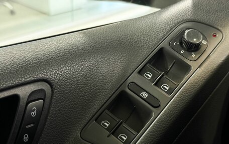 Volkswagen Tiguan I, 2010 год, 1 065 000 рублей, 7 фотография