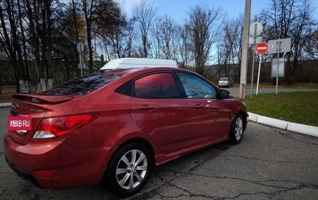 Hyundai Solaris II рестайлинг, 2012 год, 735 000 рублей, 3 фотография