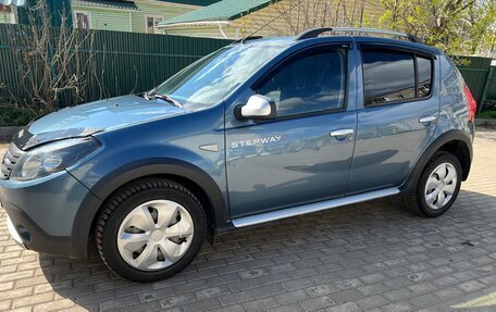 Renault Sandero I, 2013 год, 455 000 рублей, 2 фотография