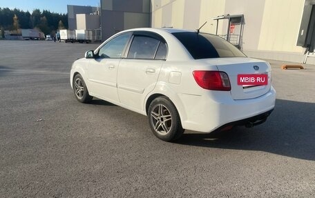 KIA Rio II, 2010 год, 350 000 рублей, 3 фотография