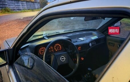 Opel Kadett E рестайлинг, 1987 год, 110 000 рублей, 3 фотография