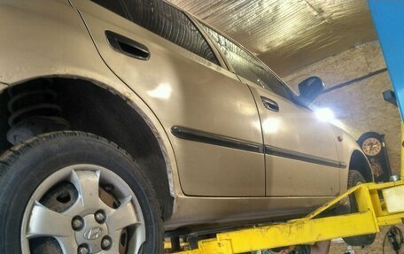 Hyundai Accent II, 2001 год, 170 000 рублей, 2 фотография