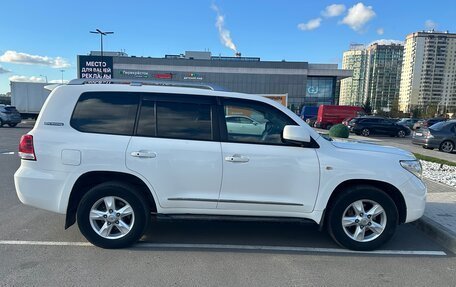 Toyota Land Cruiser 200, 2011 год, 2 400 000 рублей, 2 фотография