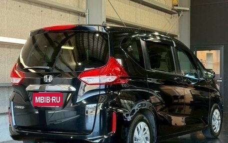 Honda Freed II, 2021 год, 1 050 000 рублей, 5 фотография