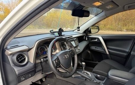Toyota RAV4, 2014 год, 1 550 000 рублей, 6 фотография