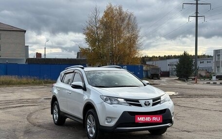 Toyota RAV4, 2014 год, 1 550 000 рублей, 5 фотография