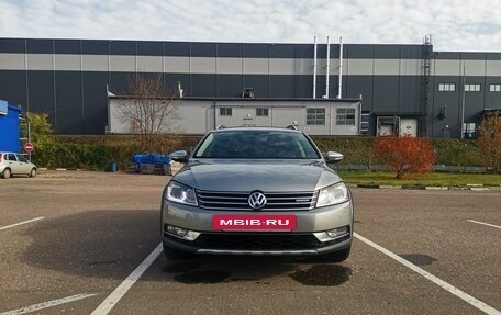 Volkswagen Passat B7, 2012 год, 1 830 000 рублей, 2 фотография
