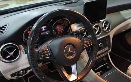 Mercedes-Benz GLA, 2019 год, 2 600 000 рублей, 7 фотография