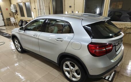 Mercedes-Benz GLA, 2019 год, 2 600 000 рублей, 6 фотография
