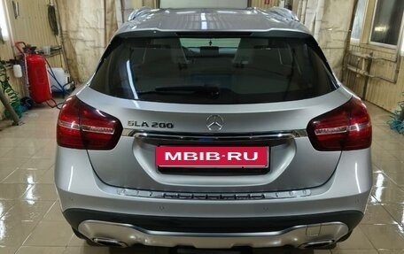 Mercedes-Benz GLA, 2019 год, 2 600 000 рублей, 5 фотография