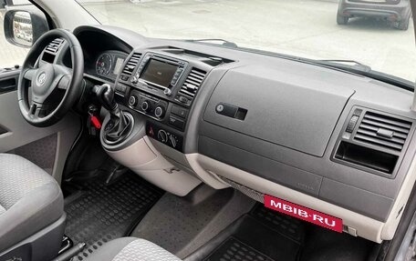 Volkswagen Transporter T5 рестайлинг, 2012 год, 2 050 000 рублей, 8 фотография