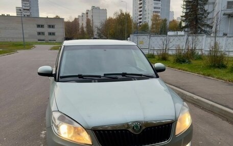 Skoda Fabia II, 2011 год, 850 000 рублей, 5 фотография