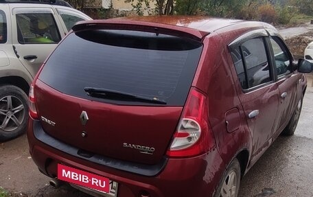 Renault Sandero I, 2011 год, 400 000 рублей, 2 фотография
