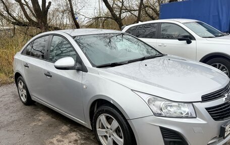 Chevrolet Cruze II, 2012 год, 599 000 рублей, 3 фотография