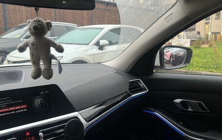 BMW 3 серия, 2019 год, 3 550 000 рублей, 9 фотография