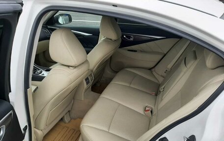 Infiniti Q50 I рестайлинг, 2015 год, 2 300 000 рублей, 13 фотография