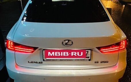 Lexus IS III, 2014 год, 2 100 000 рублей, 13 фотография