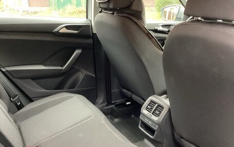 Volkswagen Taos, 2021 год, 2 650 000 рублей, 3 фотография