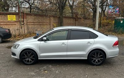 Volkswagen Polo VI (EU Market), 2013 год, 880 000 рублей, 1 фотография