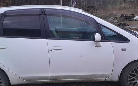 Mitsubishi Colt VI рестайлинг, 2003 год, 300 000 рублей, 12 фотография