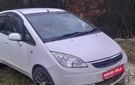 Mitsubishi Colt VI рестайлинг, 2003 год, 300 000 рублей, 6 фотография