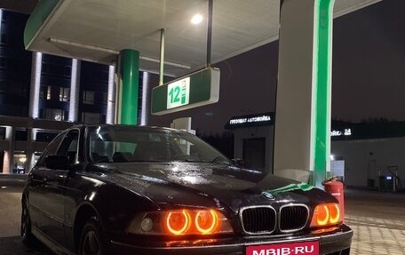 BMW 5 серия, 1999 год, 355 000 рублей, 1 фотография