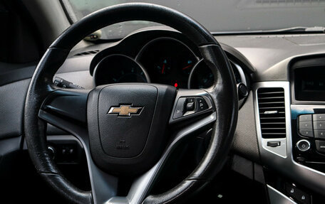 Chevrolet Cruze II, 2010 год, 687 000 рублей, 13 фотография