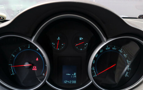 Chevrolet Cruze II, 2010 год, 687 000 рублей, 18 фотография