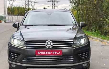 Volkswagen Touareg III, 2015 год, 3 200 000 рублей, 1 фотография