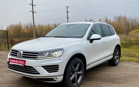 Volkswagen Touareg III, 2015 год, 3 550 000 рублей, 1 фотография