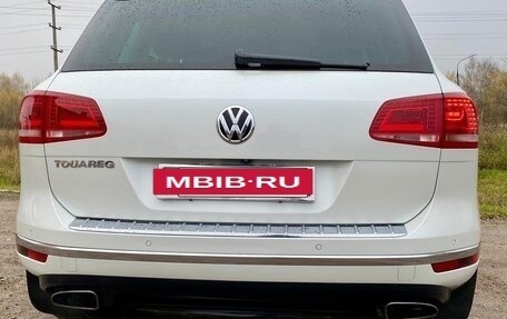 Volkswagen Touareg III, 2015 год, 3 550 000 рублей, 4 фотография