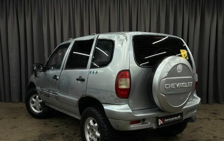 Chevrolet Niva I рестайлинг, 2006 год, 149 888 рублей, 3 фотография