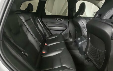 Volvo XC60 II, 2018 год, 2 597 000 рублей, 11 фотография